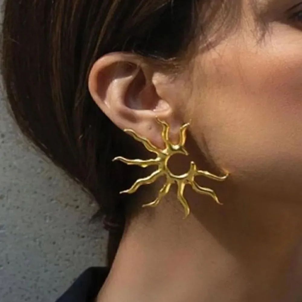 Sun radiant earrings N935
